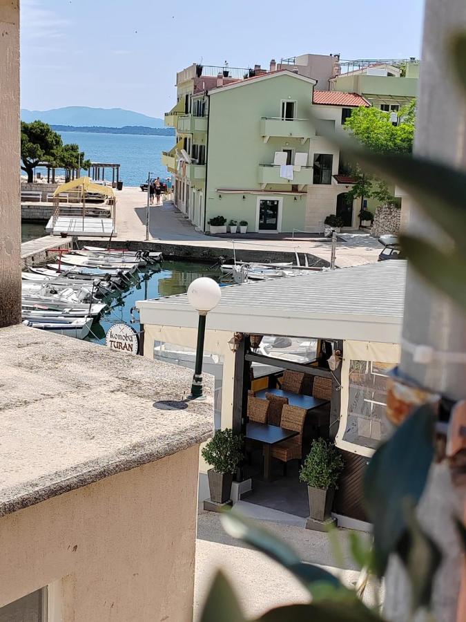 Apartments Turan Centrally Located With Free Parking Igrane Exterior photo
